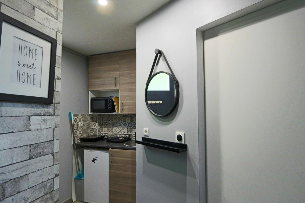 Maisonnette En Duplex Avec Terrasse Breux-Jouy Ngoại thất bức ảnh